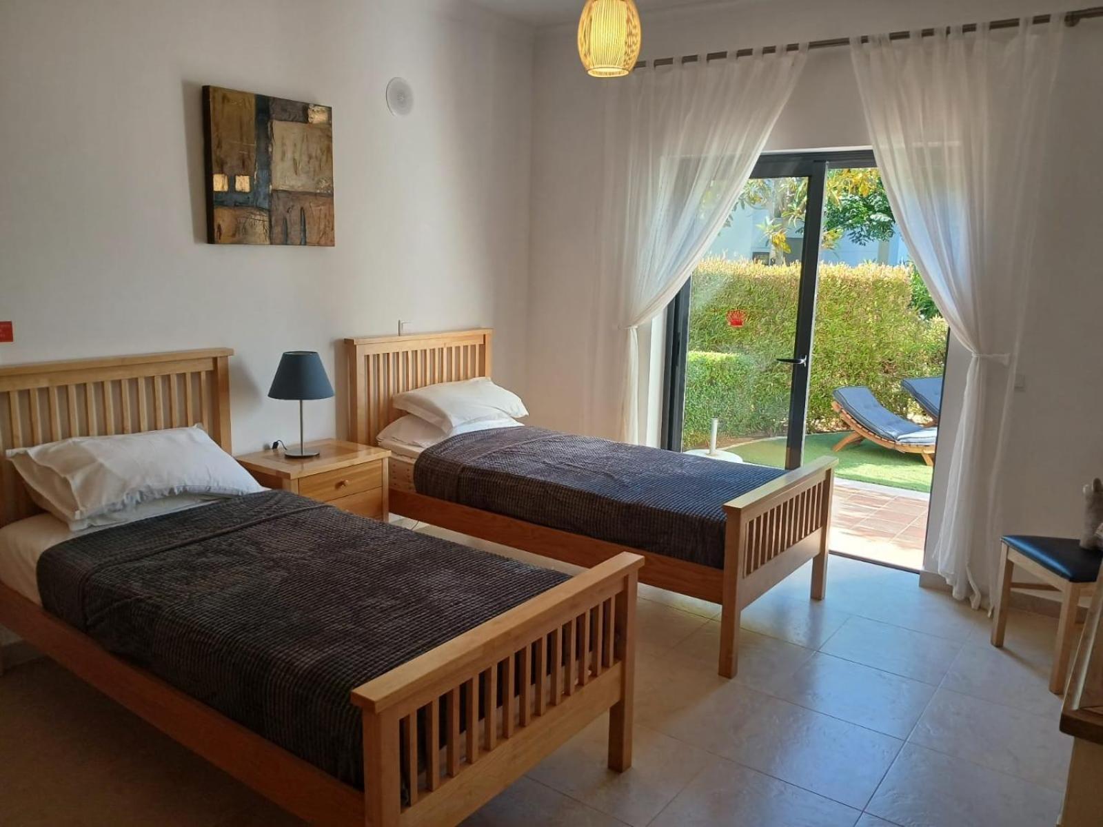 Apt Aurora Lote 80 3 Bedroom Lagos Exterior photo
